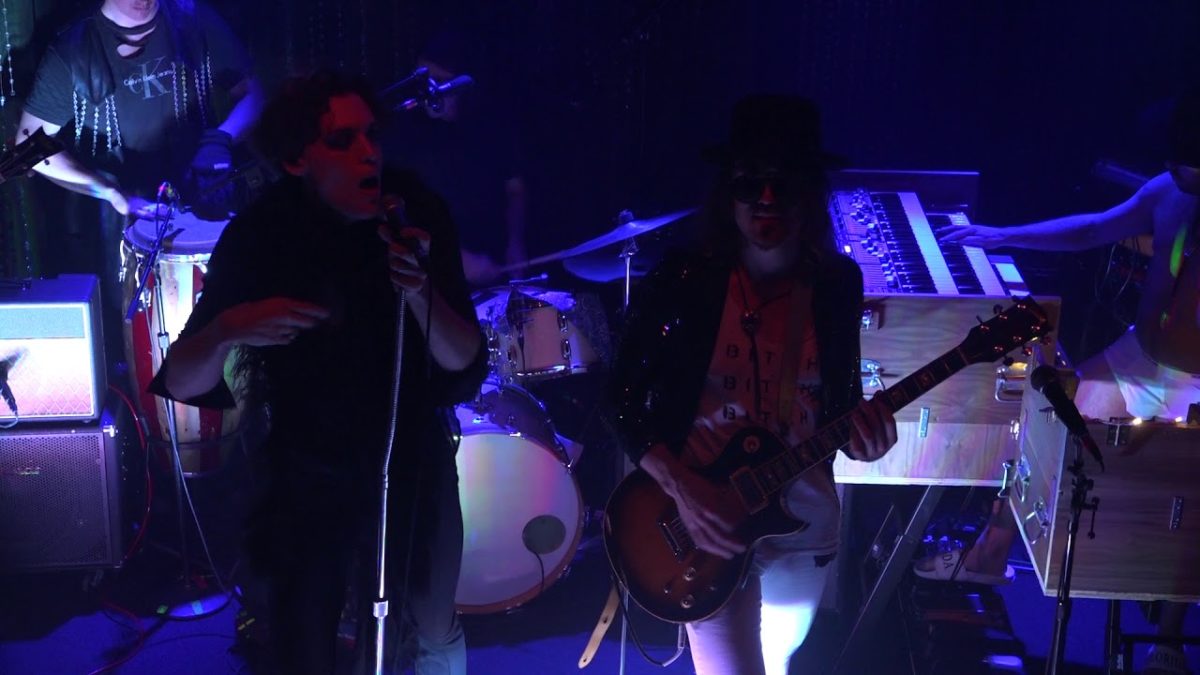Uni - Planet Queen (T Rex) Philadelphia,Pa 6.24.18
