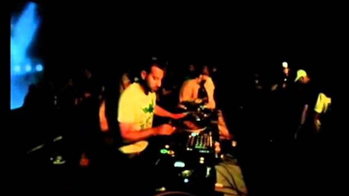 V.I.V.E.K. 30 min Boiler Room DJ Set