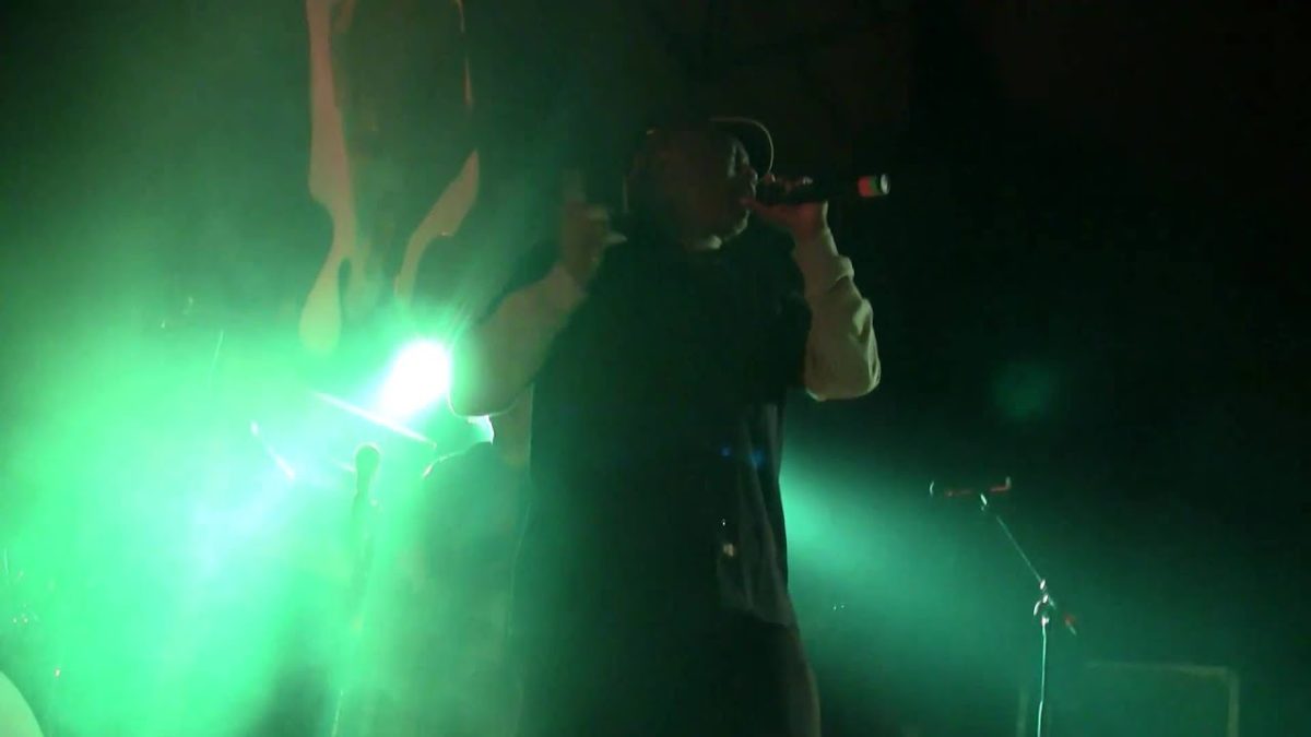 Galactic & Corey Glover - Total Destruction To Your Mind (Swamp Dogg) 2/13/11 Cincinnati, OH (HD)