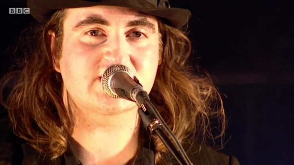 Sparrow perform Secret live on the BBC Introducing Stage at Glastonbury 2011