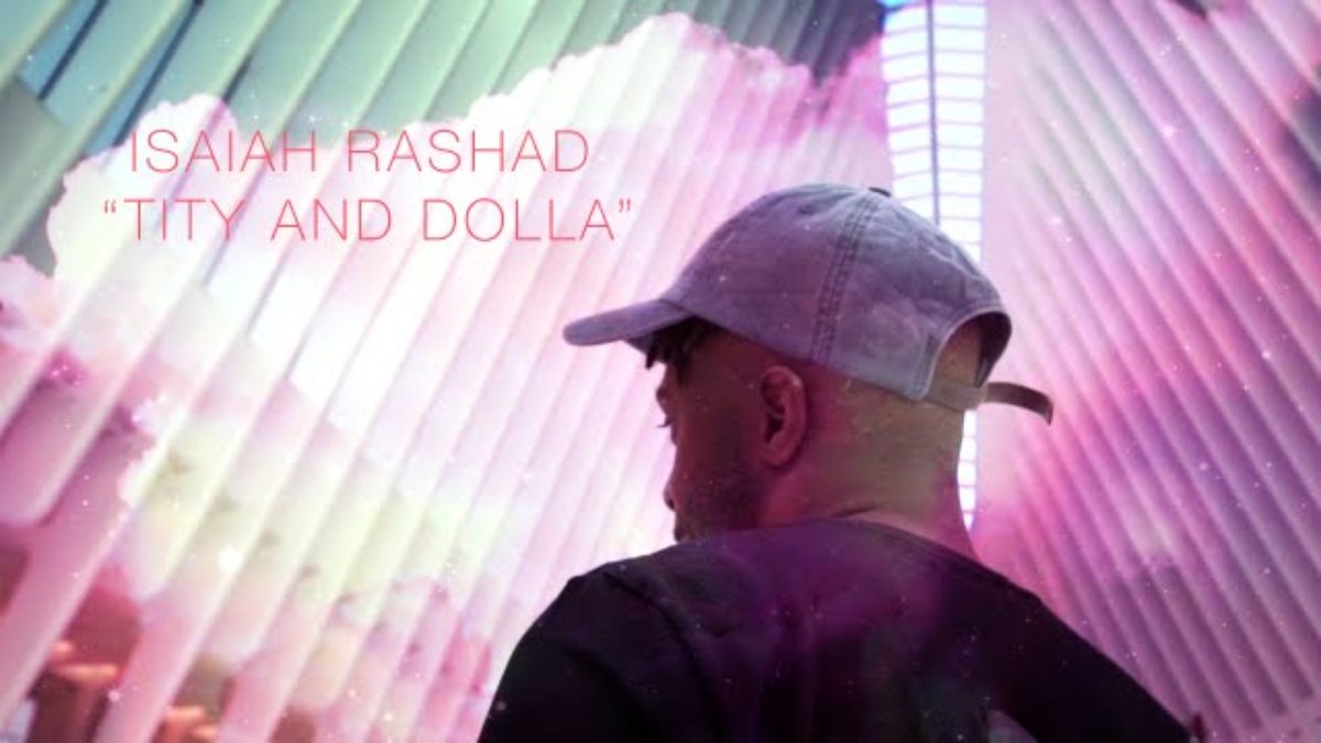 Watch Isaiah Rashad Perform "Tity and Dolla" in a Dreamy Session