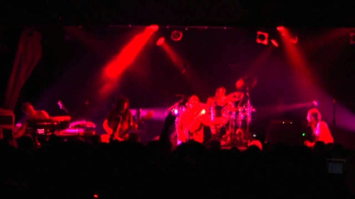Ween - Back To Basom (7/8/08 Louisville, KY @ Coyote's)
