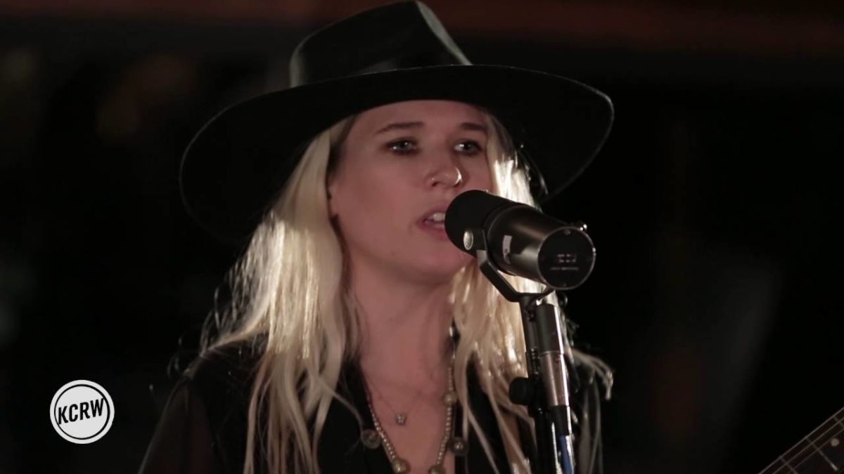 Wild Belle performing "Losing You" Live on KCRW