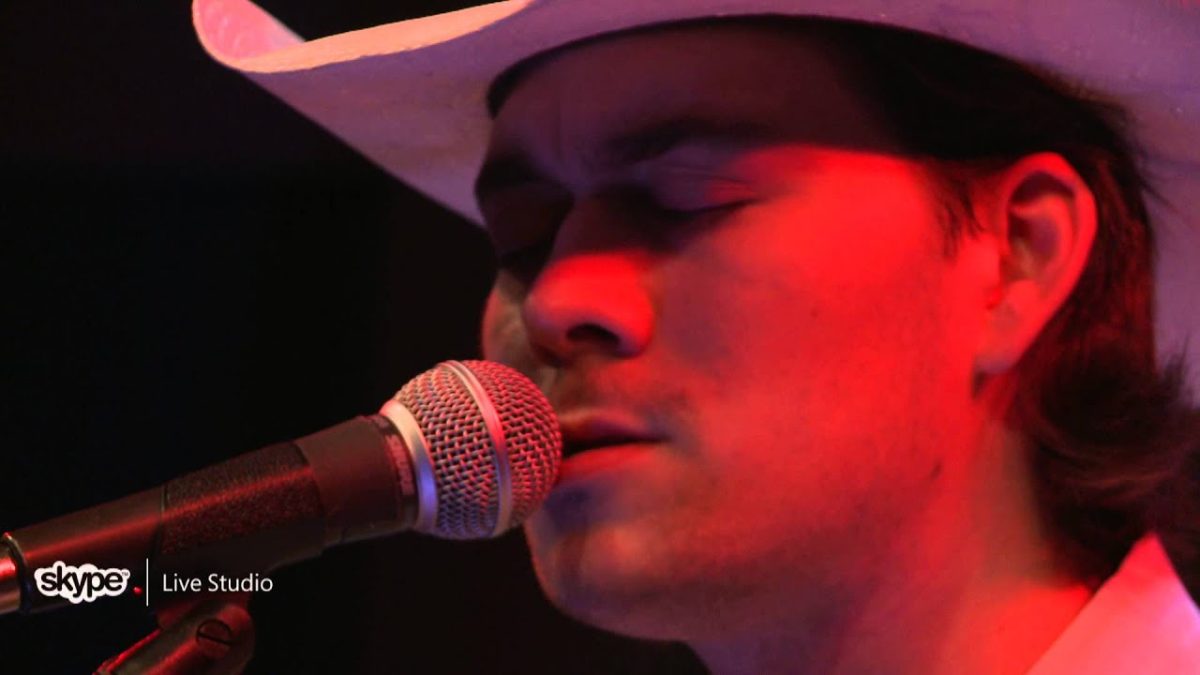 William Michael Morgan - Lonesomeville (98.7 The Bull)
