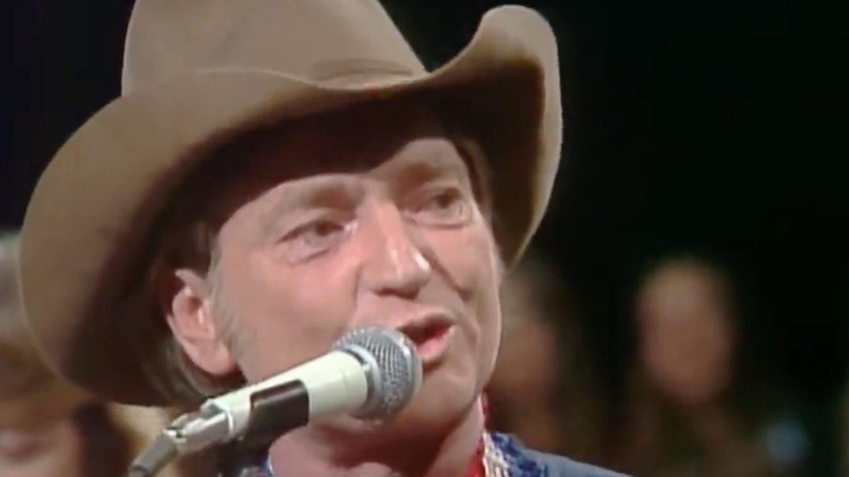 Willie Nelson Performs ‘Red Headed Stranger’ In Its Entirety For ‘Austin City Limits’ In 1976