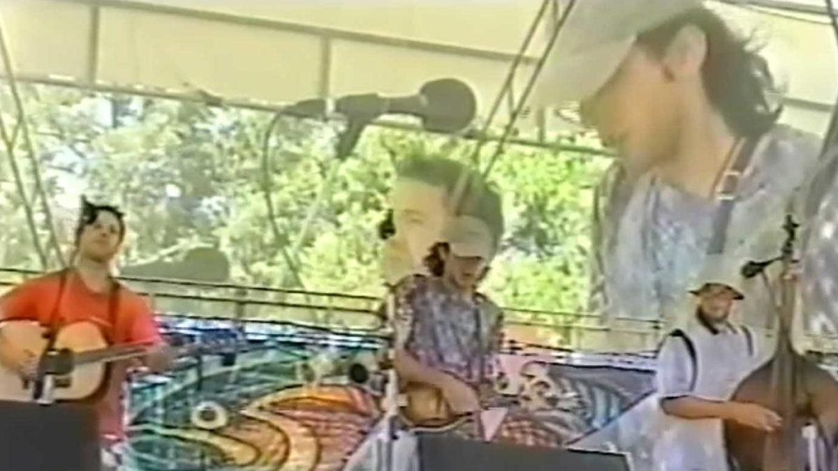 Yonder Mountain String Band Shares 'Granny Wontcha' Video From 2000 In Honor Of 4/20