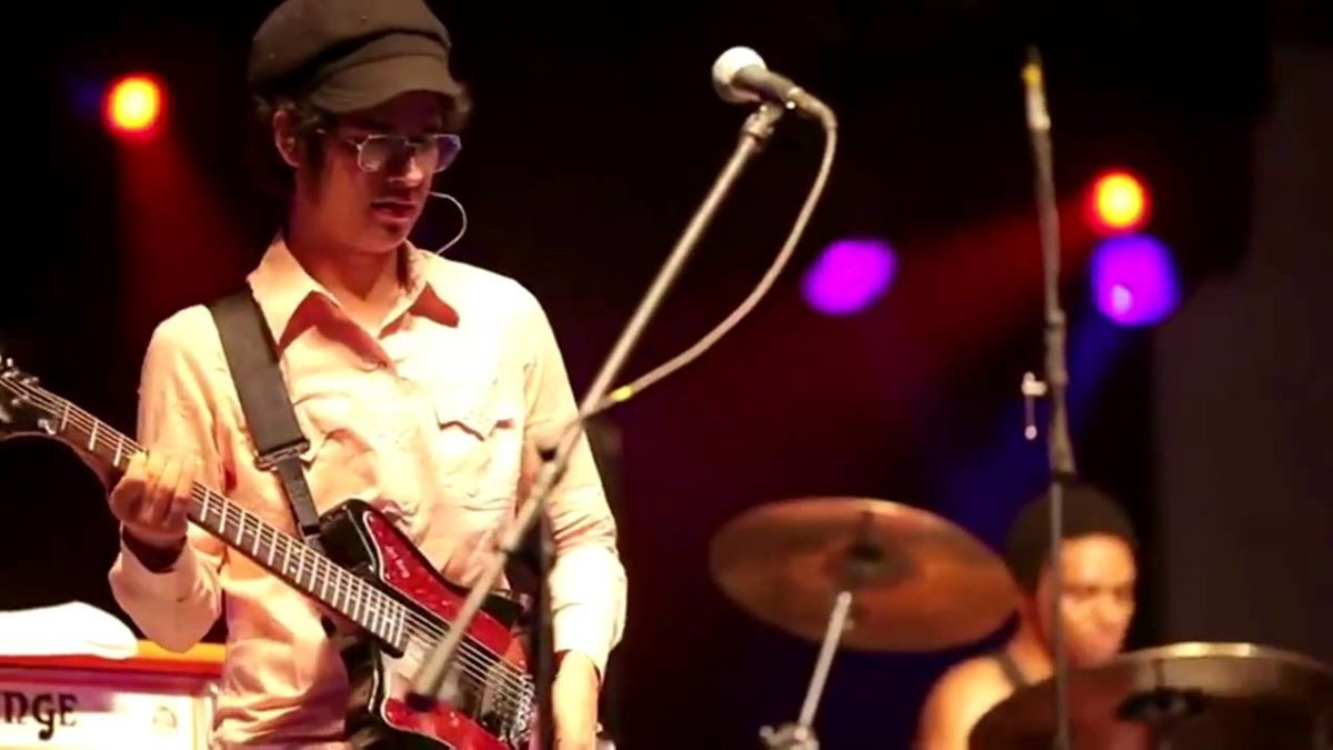 Omar Rodriguez-Lopez Group - Jacob Jam - Running Away 4/10/11 Vive Latino (AUDIO UPGRADE)