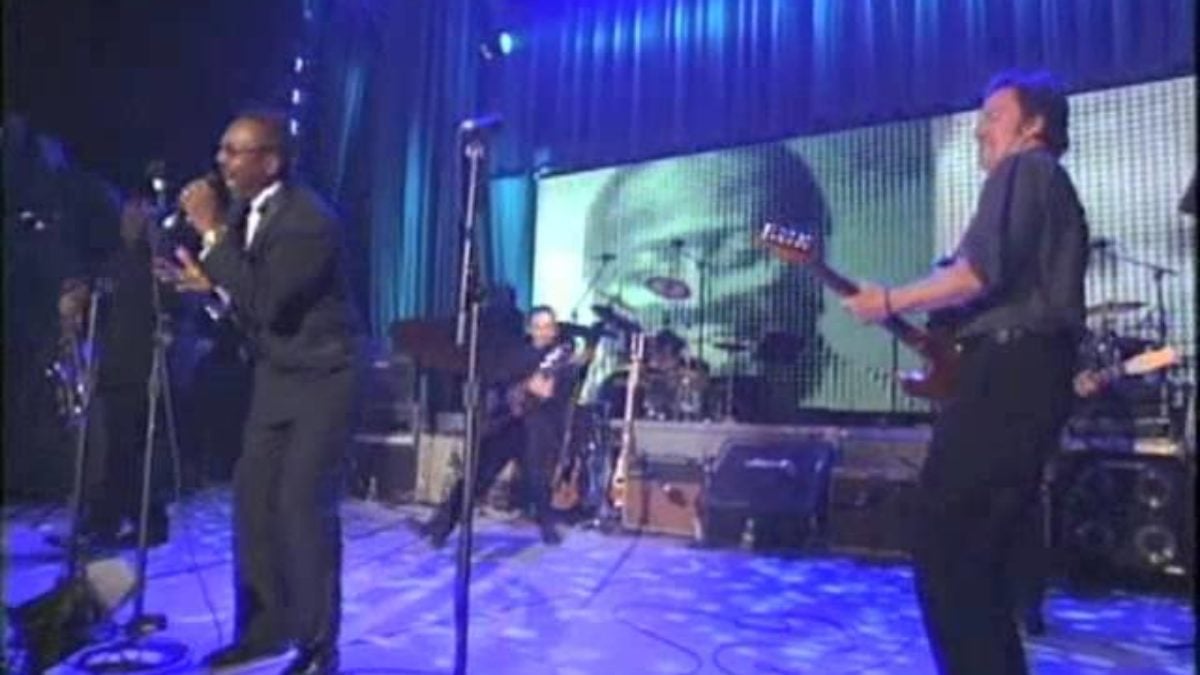 Wilson Pickett and Bruce Springsteen Perform "In the Midnight Hour" at the 1999 Inductions