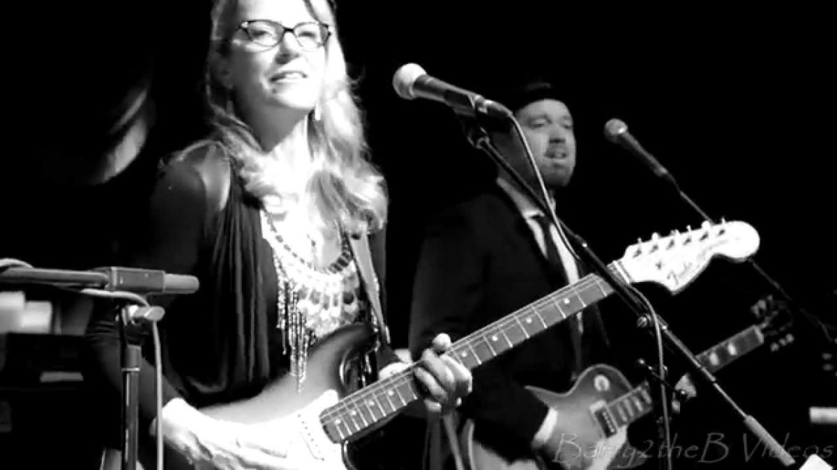 Soulive feat. Susan Tedeschi - Butterfly @ Brooklyn Bowl - Bowlive 5 - Night 5 - 3-19-14