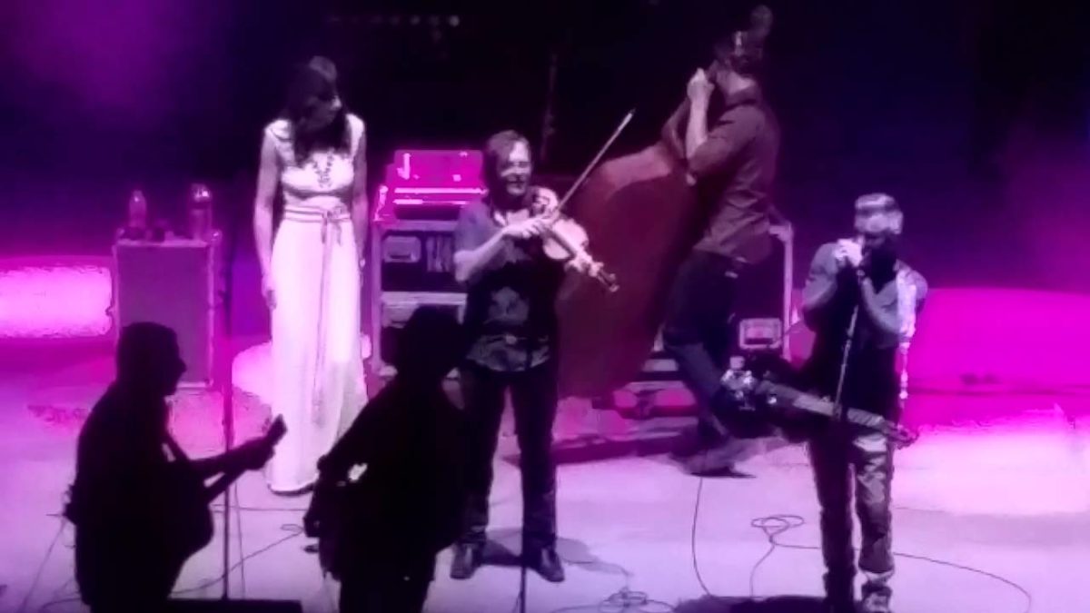 Infamous Stringdusters w/ Nicki Blum - "Not Fade Away" 5-6-16 Red Rocks Amphitheater Morrison, CO HD