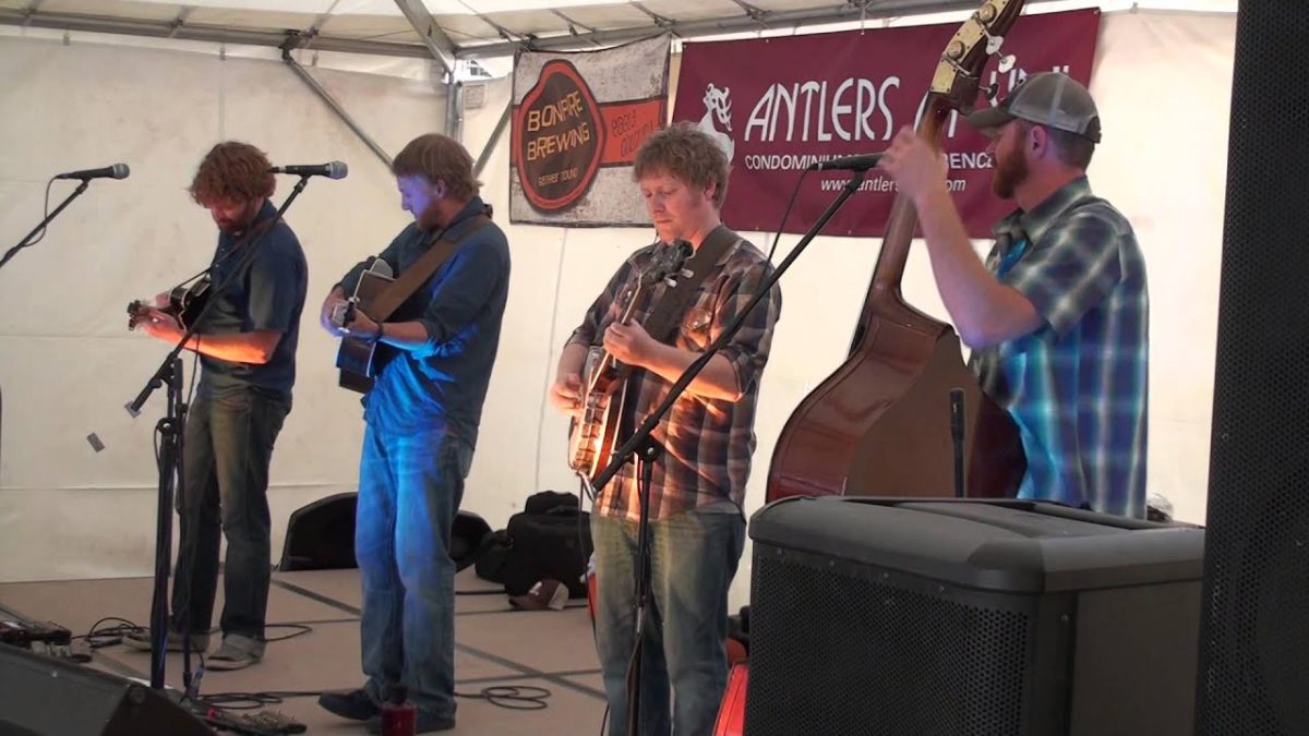 Chain Station - full set Vail Summer Bluegrass Series 7-2-14 SBD HD tripod