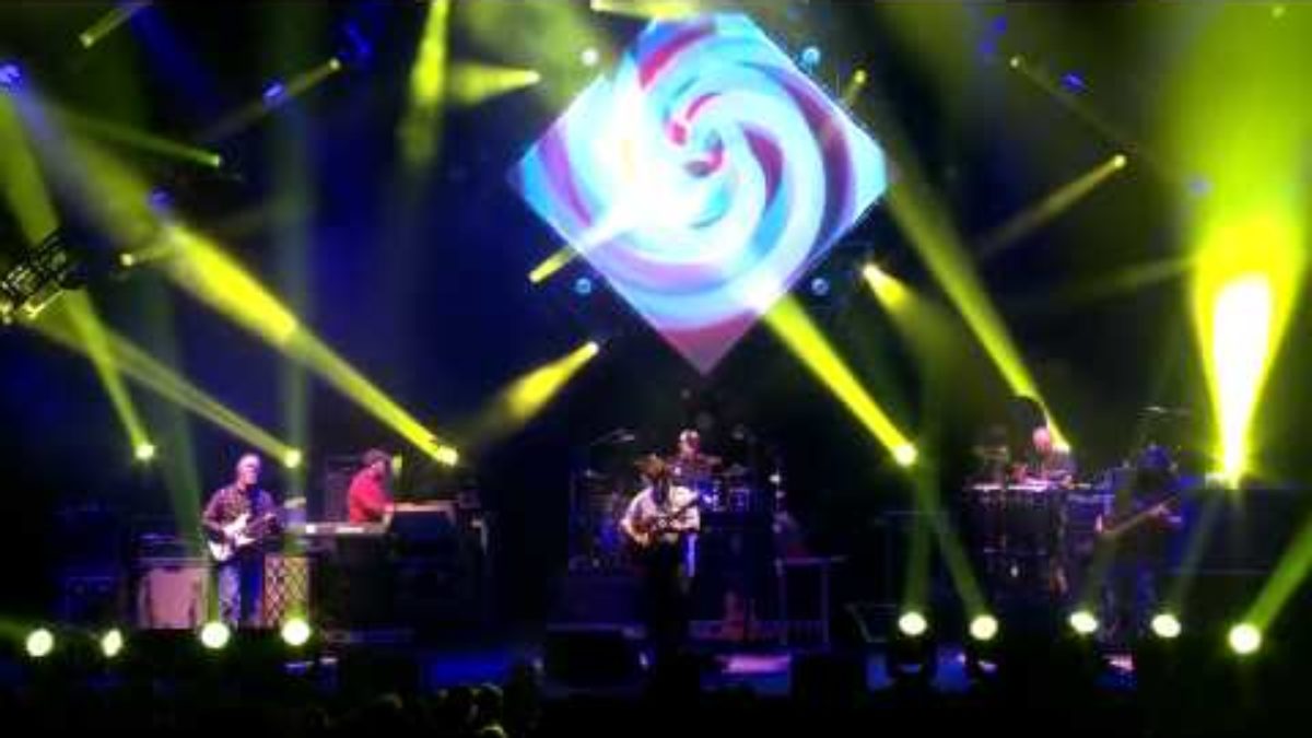 Bear's Gone Fishin' (Live in Oakland, CA 2010)