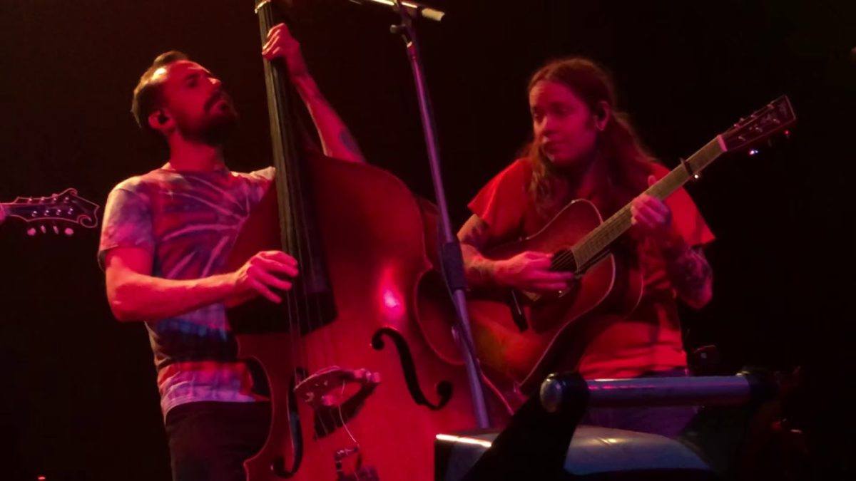 Billy Strings - Old Train + Turmoil & Tinfoil (Tour Closer)