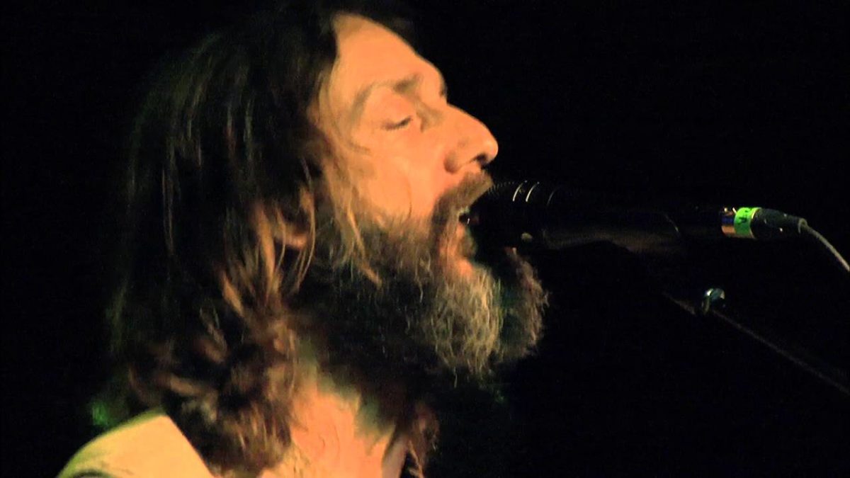 Chris Robinson Brotherhood: "About A Stranger"