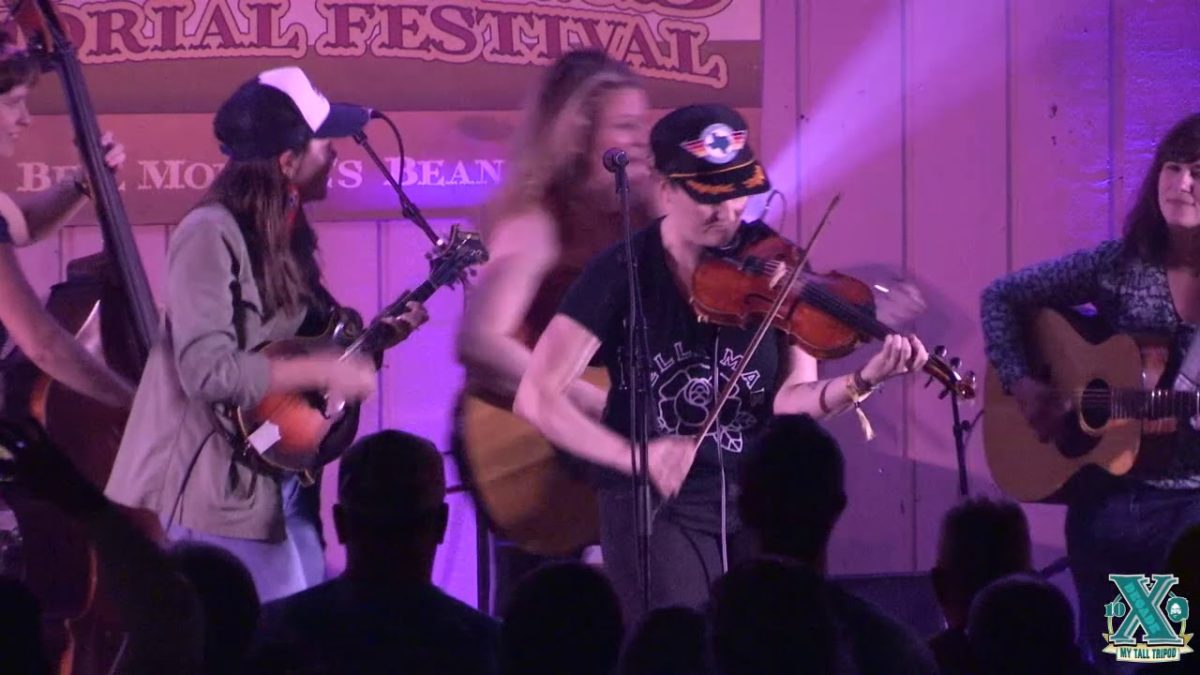 Della Mae ~ Full Set ~ John Hartford Memorial Festival 2019 (SBD)