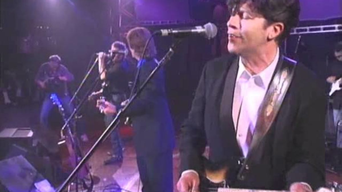 John Fogerty Performs "Born On The Bayou" at the 1993 Hall of Fame Inductions
