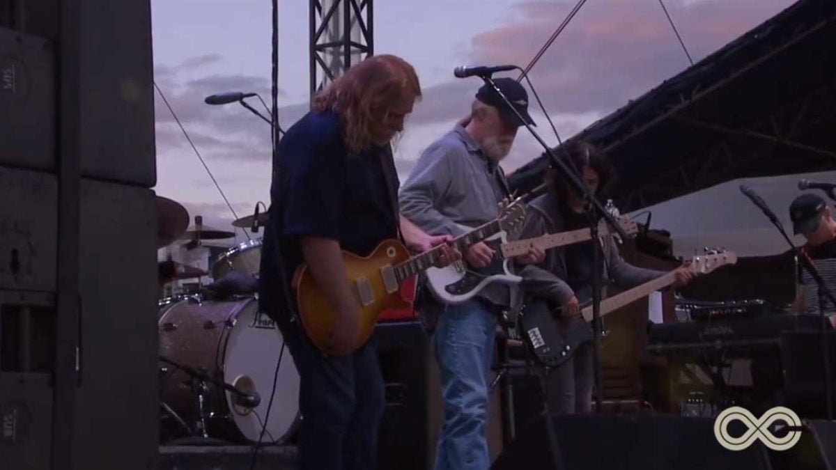 Jimmy Herring Guests With Gov’t Mule At LOCKN’ 2015: Pro-Shot Video