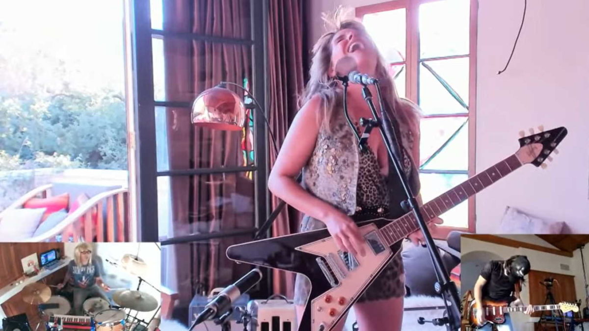 Grace Potter Covers Jimi Hendrix's 'Foxy Lady'