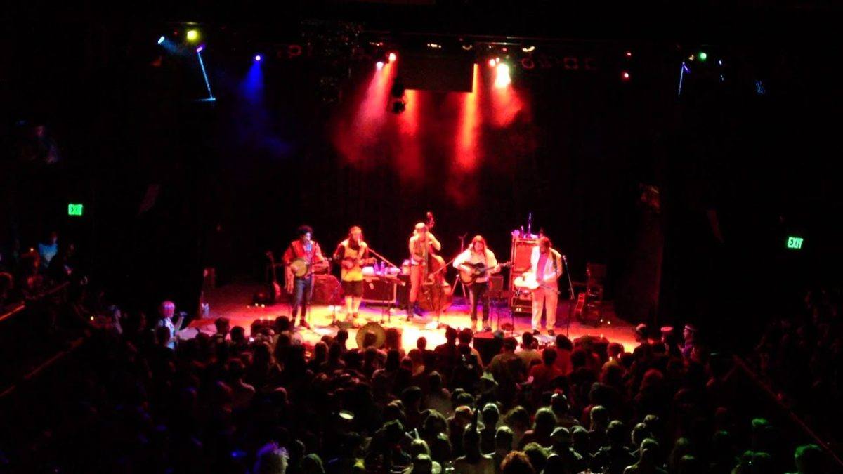 Greensky Bluegrass | 10/31/2011 |  "Tarpology" - "One Slip" - "Tarpology"