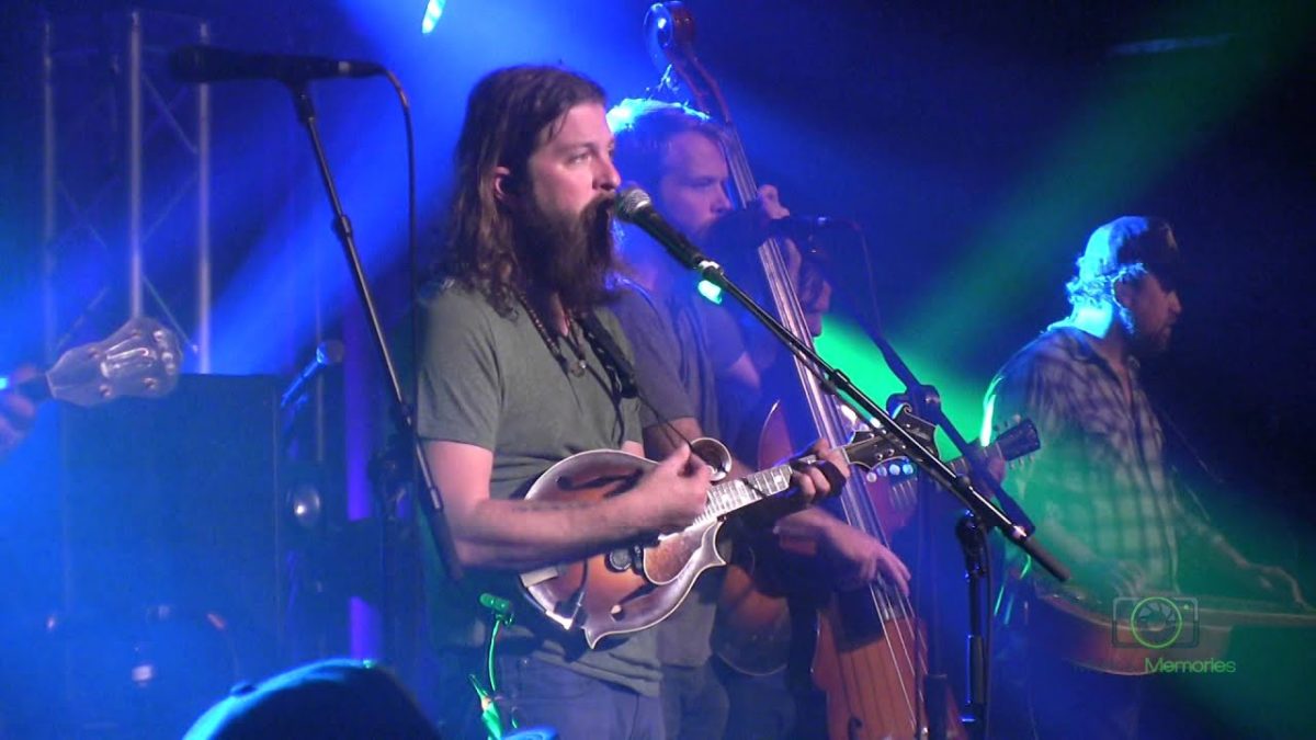 Greensky Bluegrass | 11/07/2015 | "Better Off"