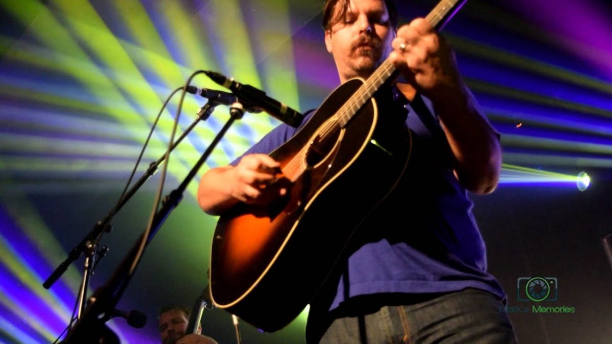 Greensky Bluegrass | 11/07/2015 | "All Four"