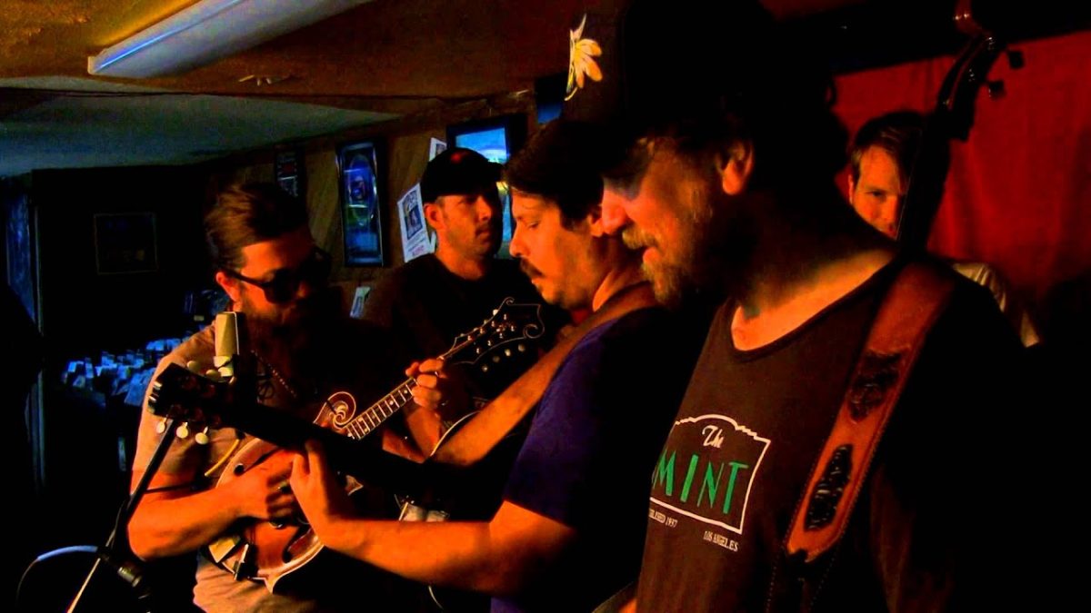 Greensky Bluegrass | 11/08/2014 | "We're An American Band"