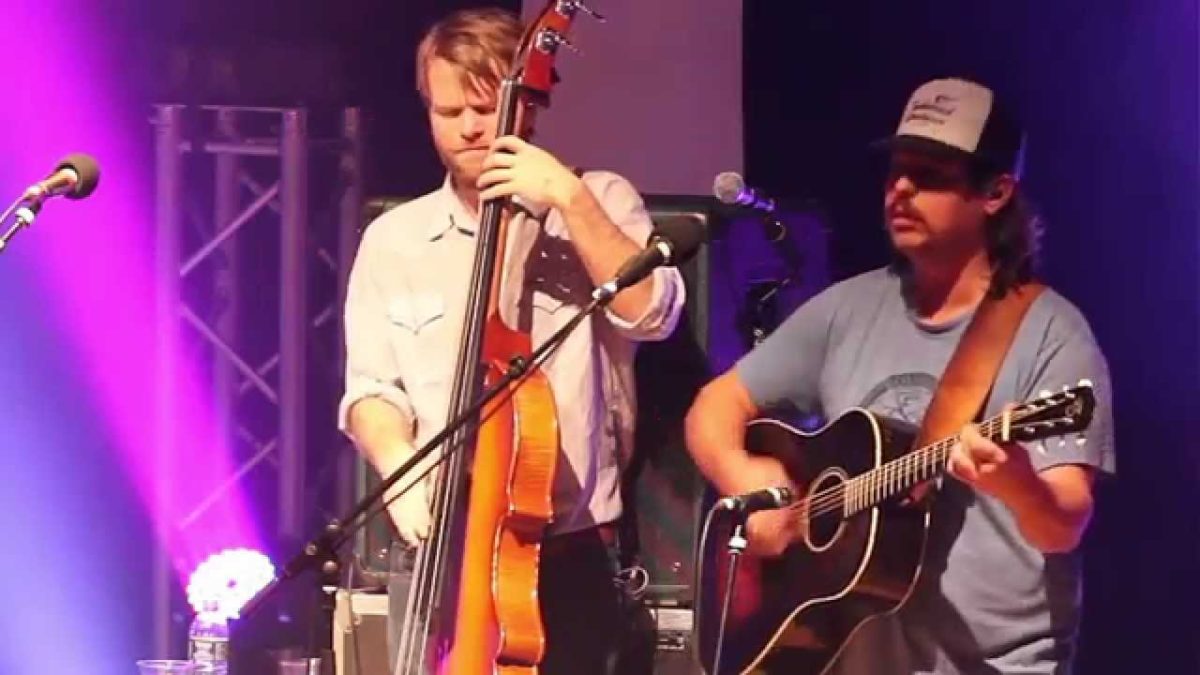 Greensky Bluegrass | 2/08/2014 | "Working On A Building"