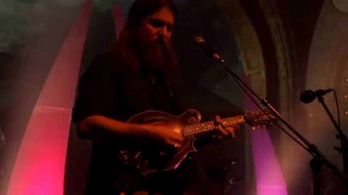 Greensky Bluegrass | 2/27/2014 | "Light Up Or Leave Me Alone"