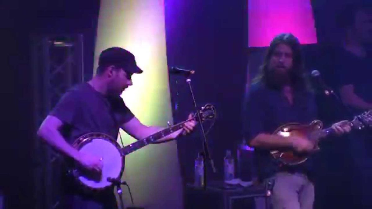 Greensky Bluegrass | 2/27/2014 | "Whitehouse Blues"