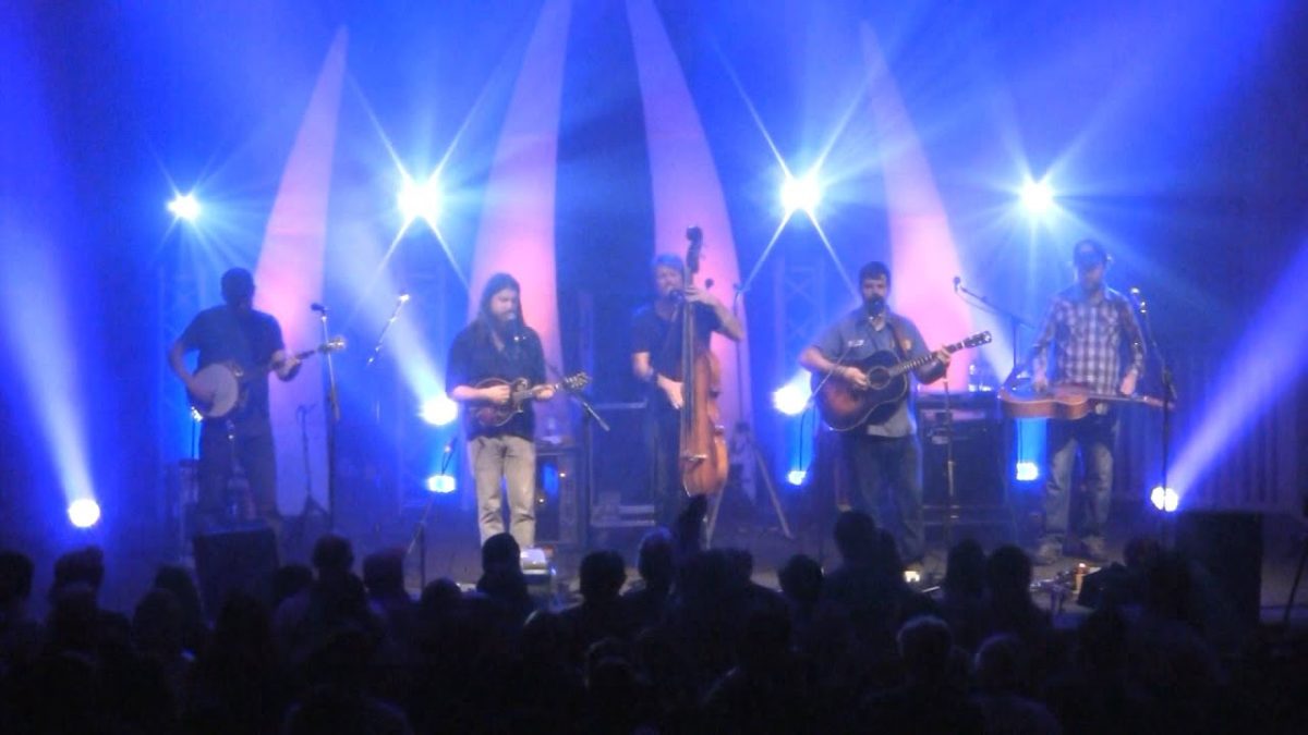 Greensky Bluegrass | 2/27/2014 | "Tied Down"