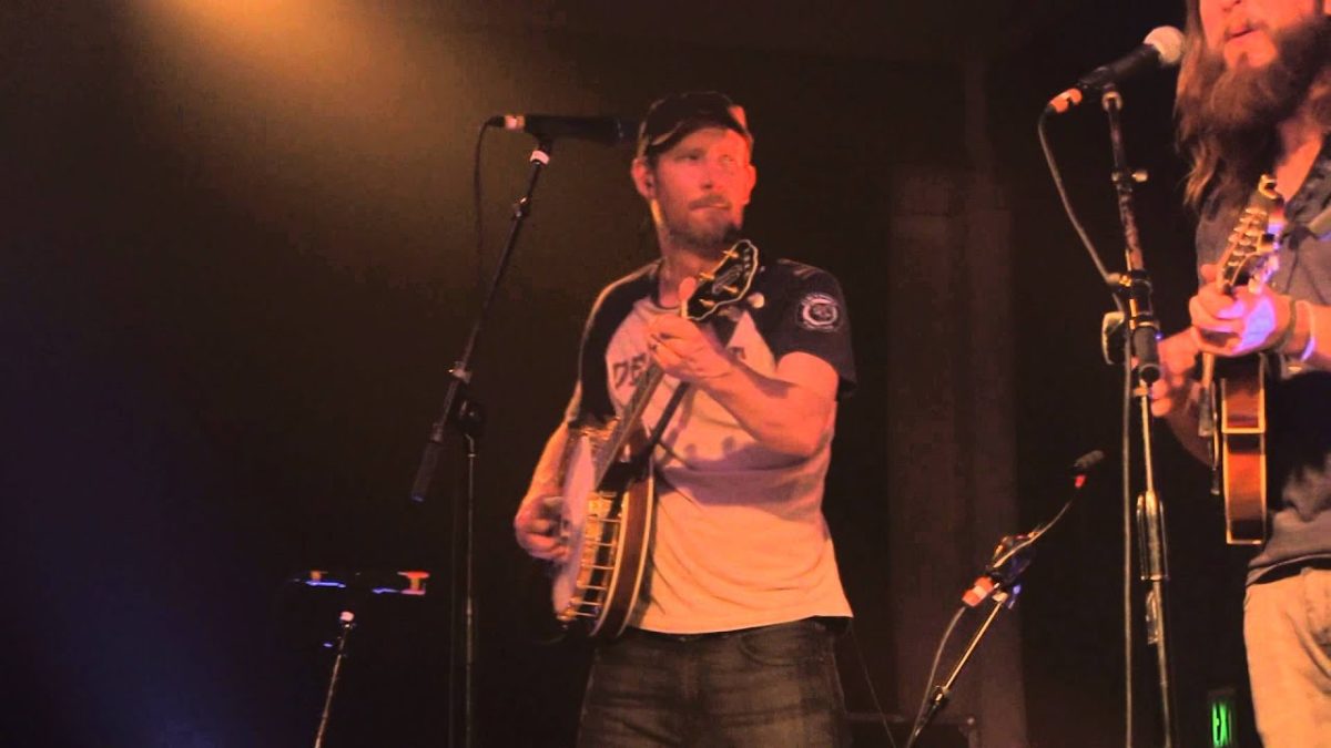 Greensky Bluegrass | 2/28/2014 | "White Freight Liner Blues"