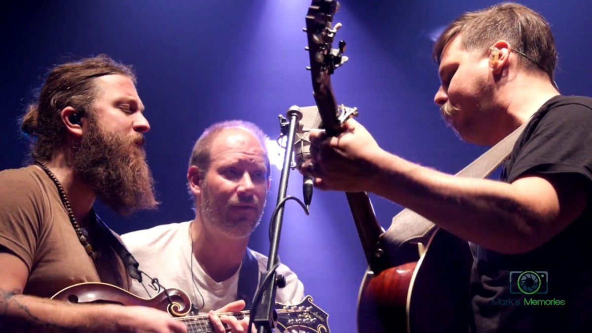 Greensky Bluegrass | 3/29/2017 | "Old Home Place"