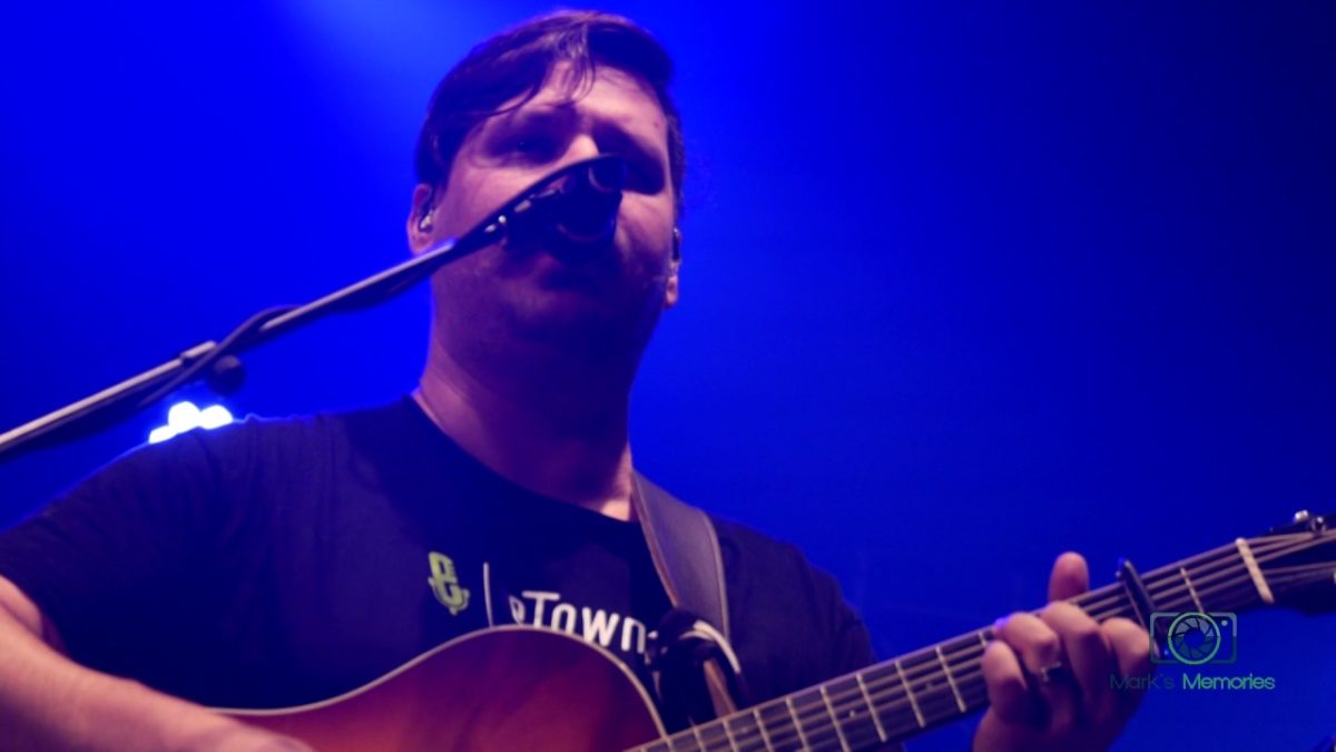 Greensky Bluegrass | 3/29/2017 | "200 Miles From Montana"