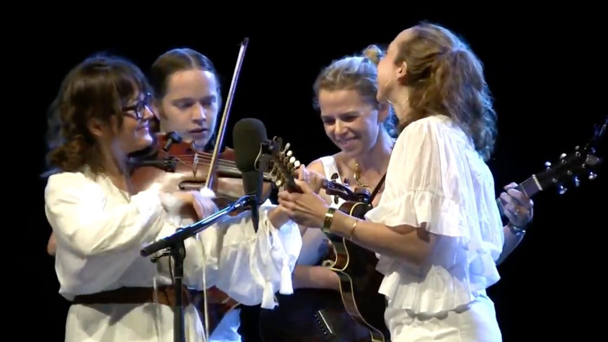 I’m With Her & Billy Strings Cover Bill Monroe At Grey Fox 2019: Pro-Shot Video