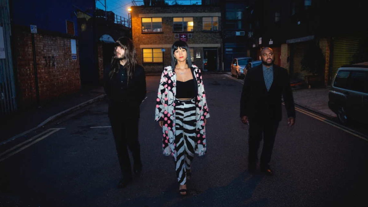 Khruangbin Extends Fall Tour 2021