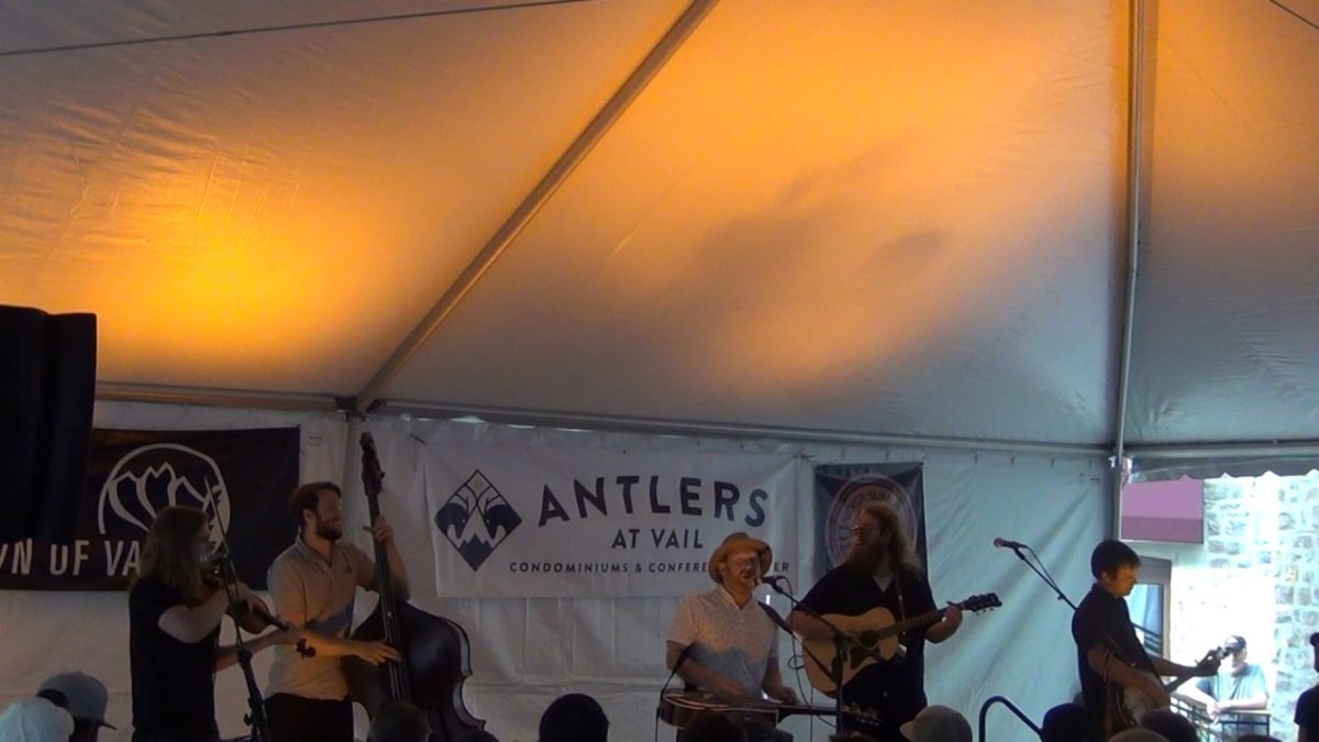 Lil Smokies - 7-19-17 full set 1 of 2 - Arrabelle Square Vail, CO HD tripod