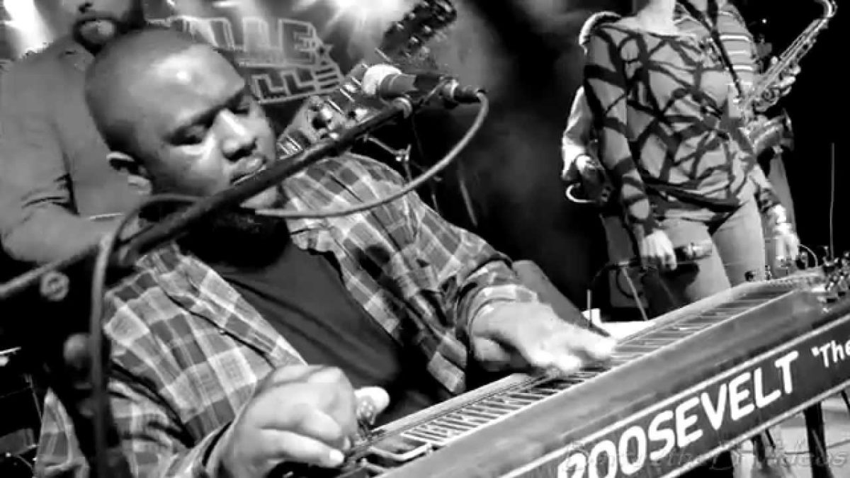 Roosevelt Collier & Friends - Inner City Blues - Super Jam @ Asheville Music Hall - 12/12/13