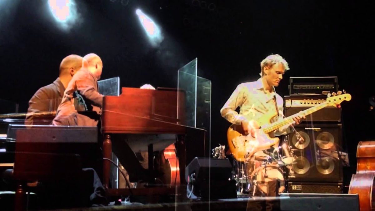 Medeski Scofield Martin & Wood - Little Walter Rides Again