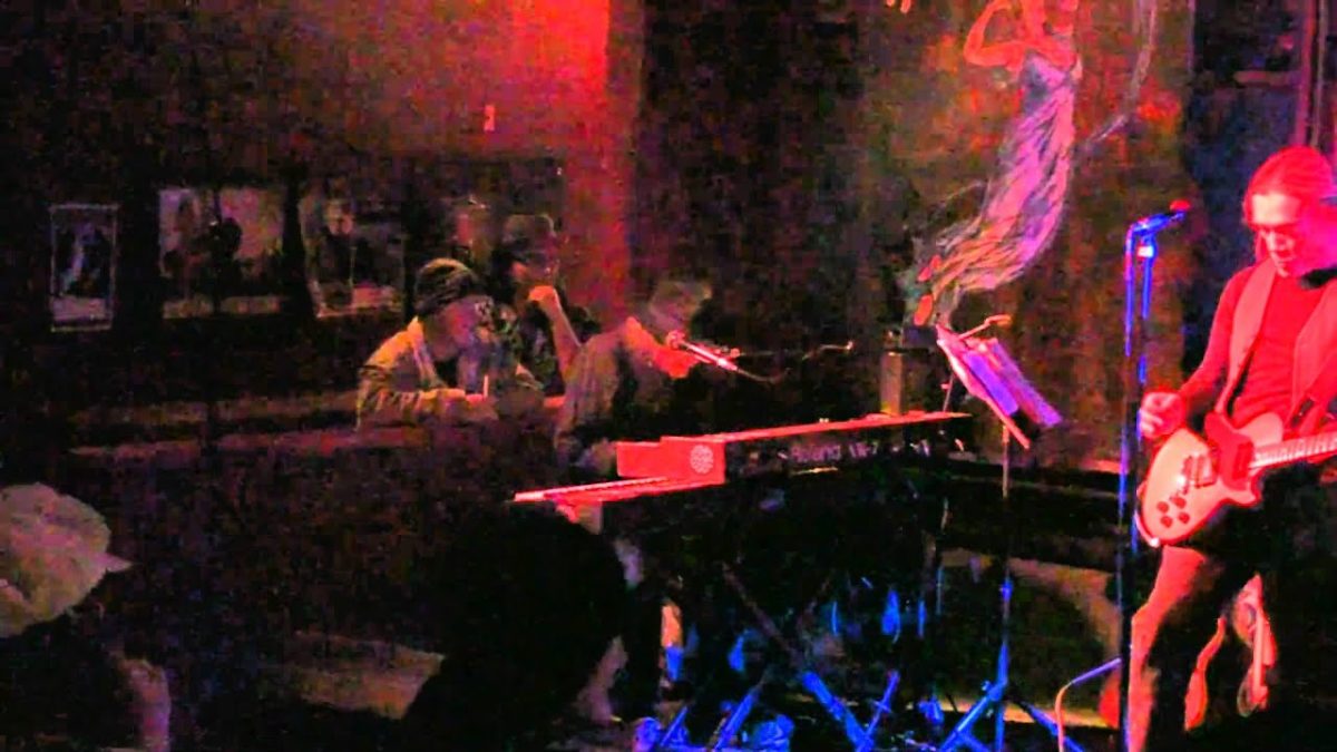 Moonalice with Jack Casady - "Sugaree" Owsley's Golden Rd. 3-14-09 HD tripod
