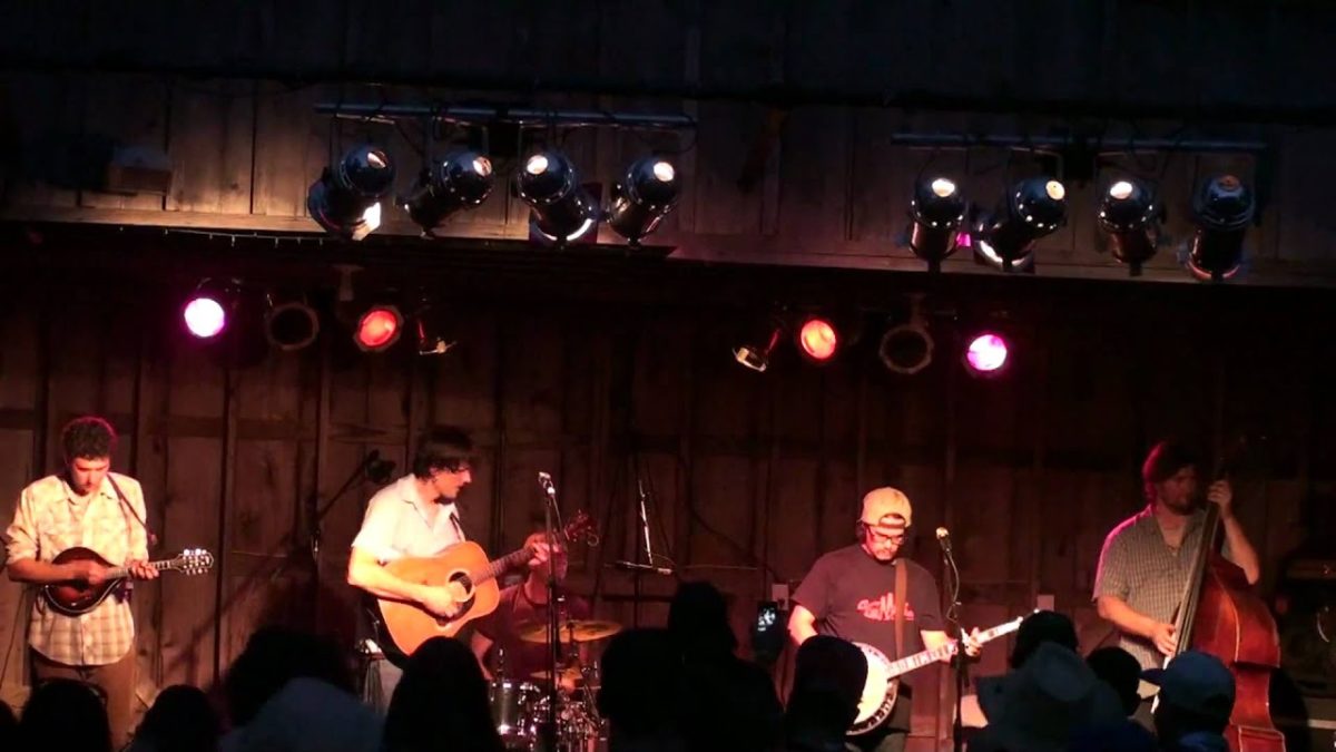 Oakhurst - "Cherokee Shuffle" Wakarusa 2010 Backwoods stage HD tripod