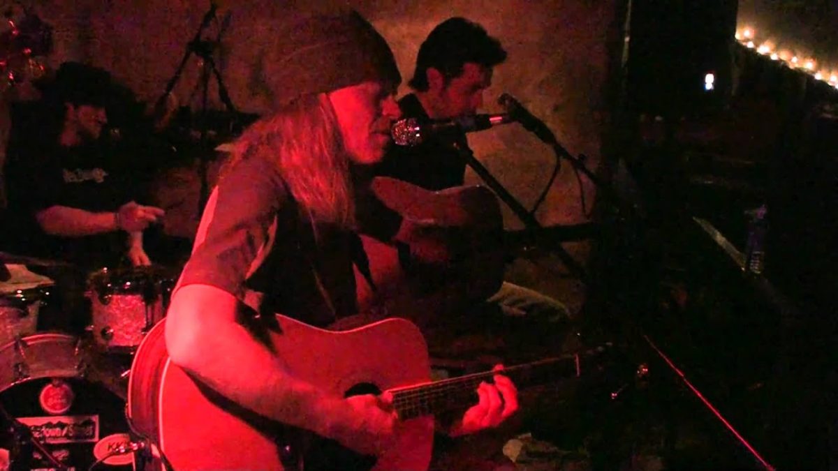 Shakedown Street with Rob Eaton - "Cassidy" Samana Lounge 12-22-10 SBD HD tripod