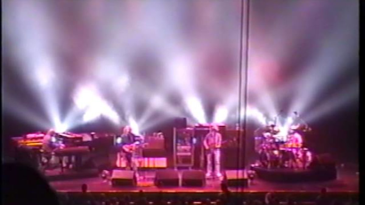 Phish 11/24/1998 - New Haven CT Set 1
