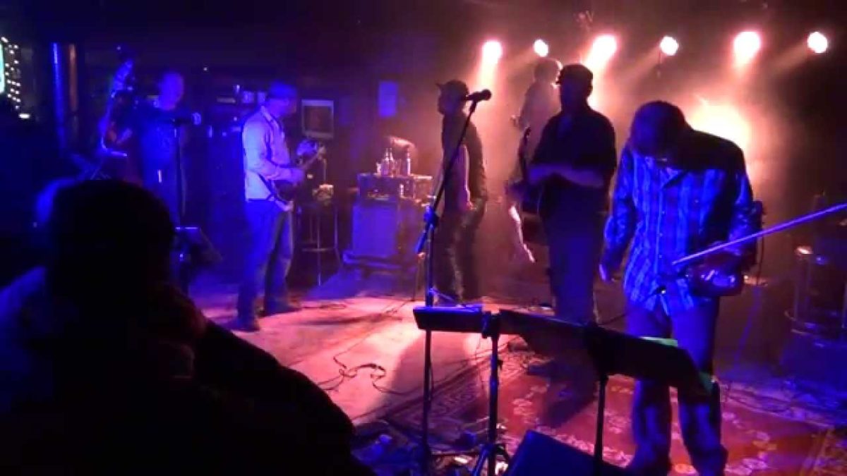 White Water Ramble - full show front cam. Barkley Ballroom 4-1-15 Frisco, CO HD tripod