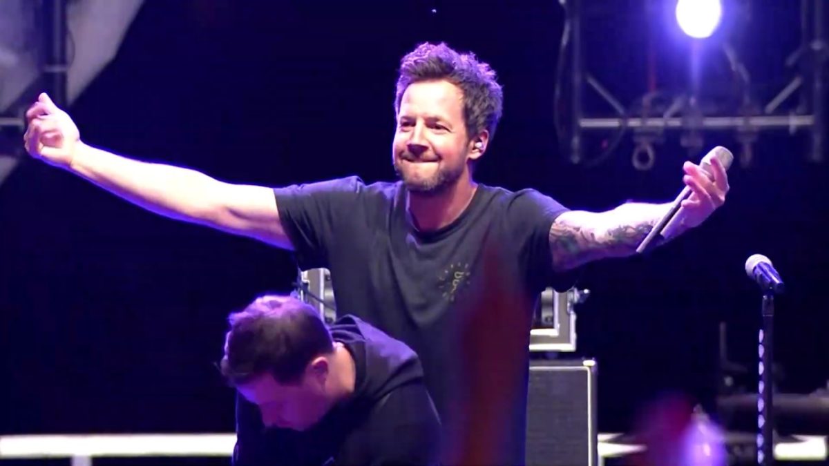 Simple Plan Performance - Forever Warped 25 Years of Vans Warped Tour