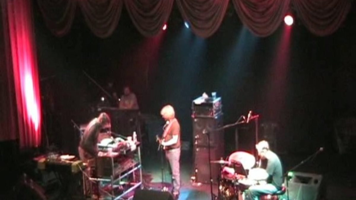 Benevento/Russo Duo With Mike Gordon 2005.04.27 Athens, Georgia Set I (53 Minute "Foam")