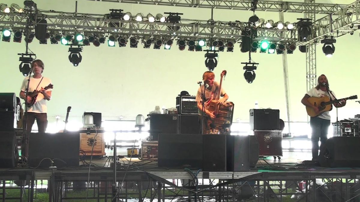 Split Lip Rayfield - "Aces High" Wakarusa 2011 Ozark, AR 6-3-11 HD tripod