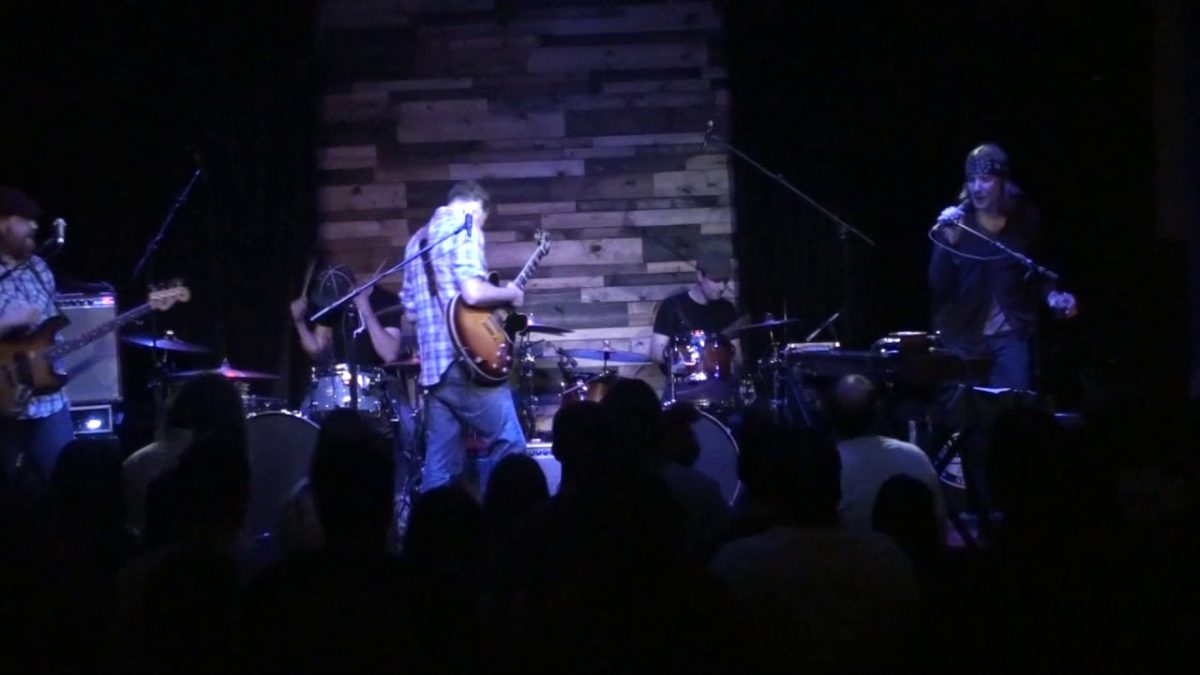 Tea Leaf Green-Satellite Room-10-10-12