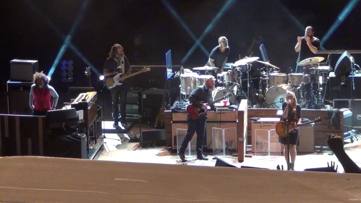 Tedeschi Trucks Band - 7-30-17 Red Rocks Amphi. Morrison, CO HD tripod