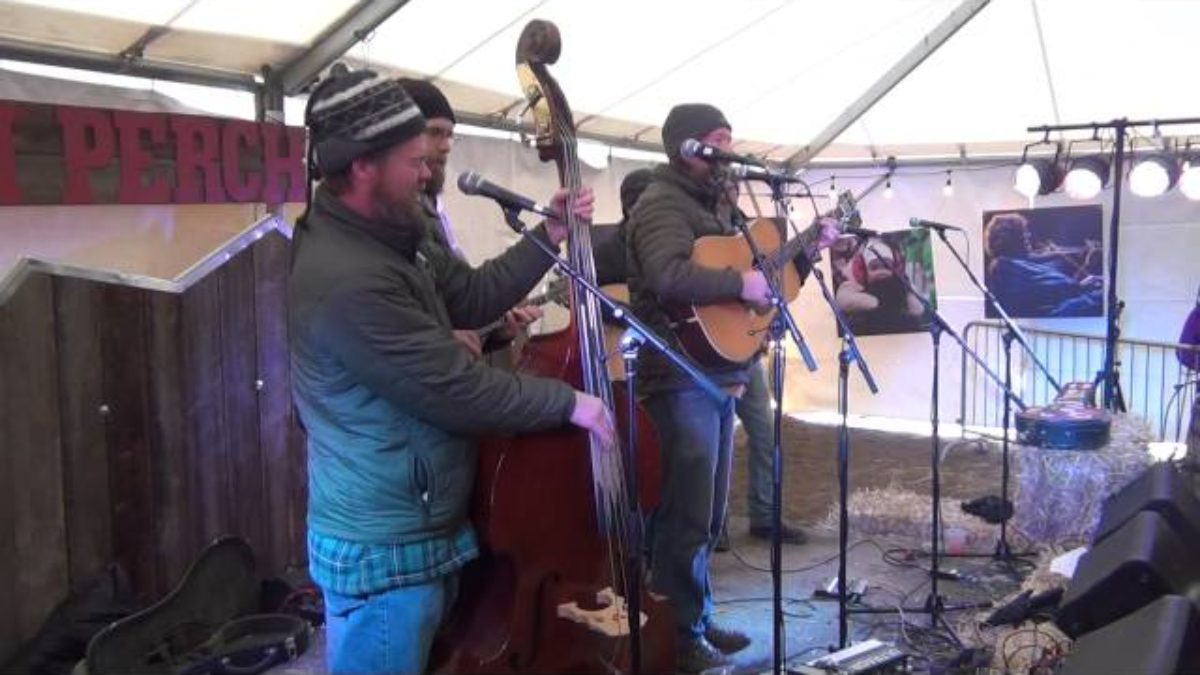 WinterWonderGrass Band - full tweener sets 2-22-15 Avon, CO SBD HD tripod