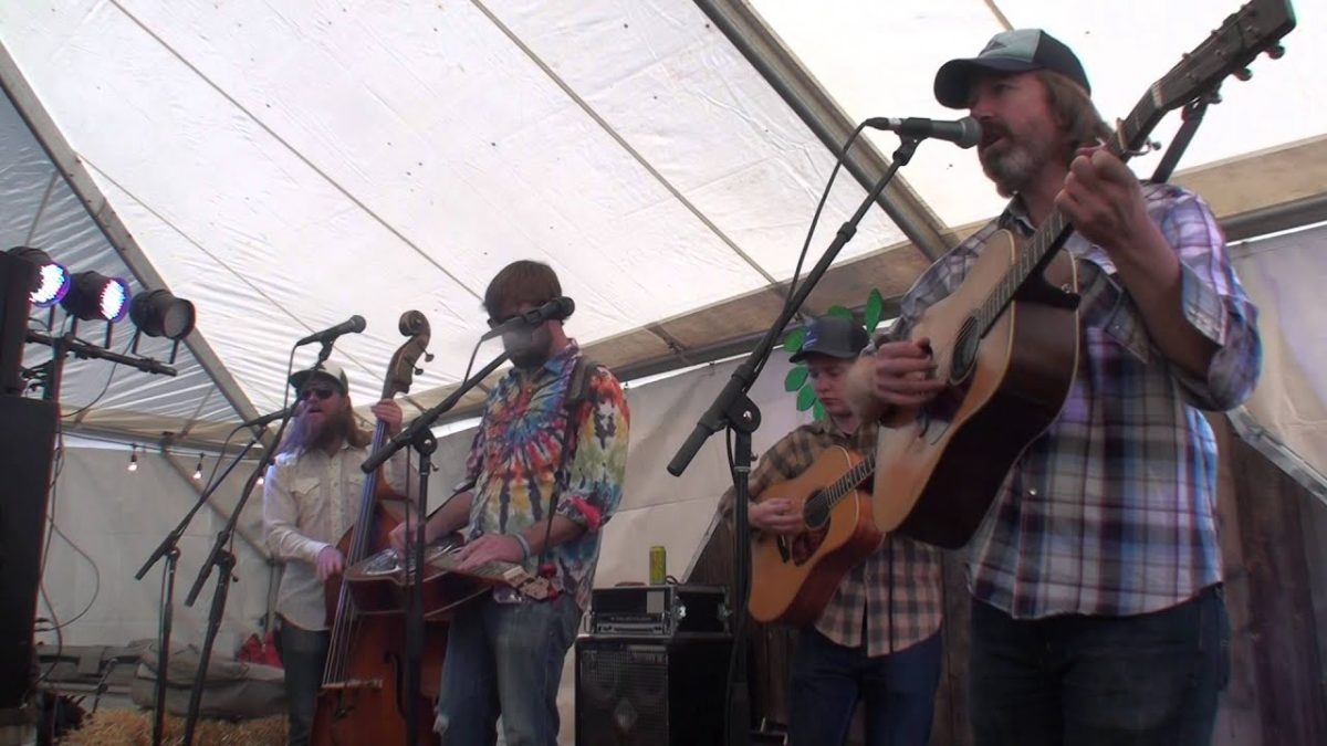 Billy Strings, Tyler Grant - full set - WinterWonderGrass 2-21-16 SBD HD tripod